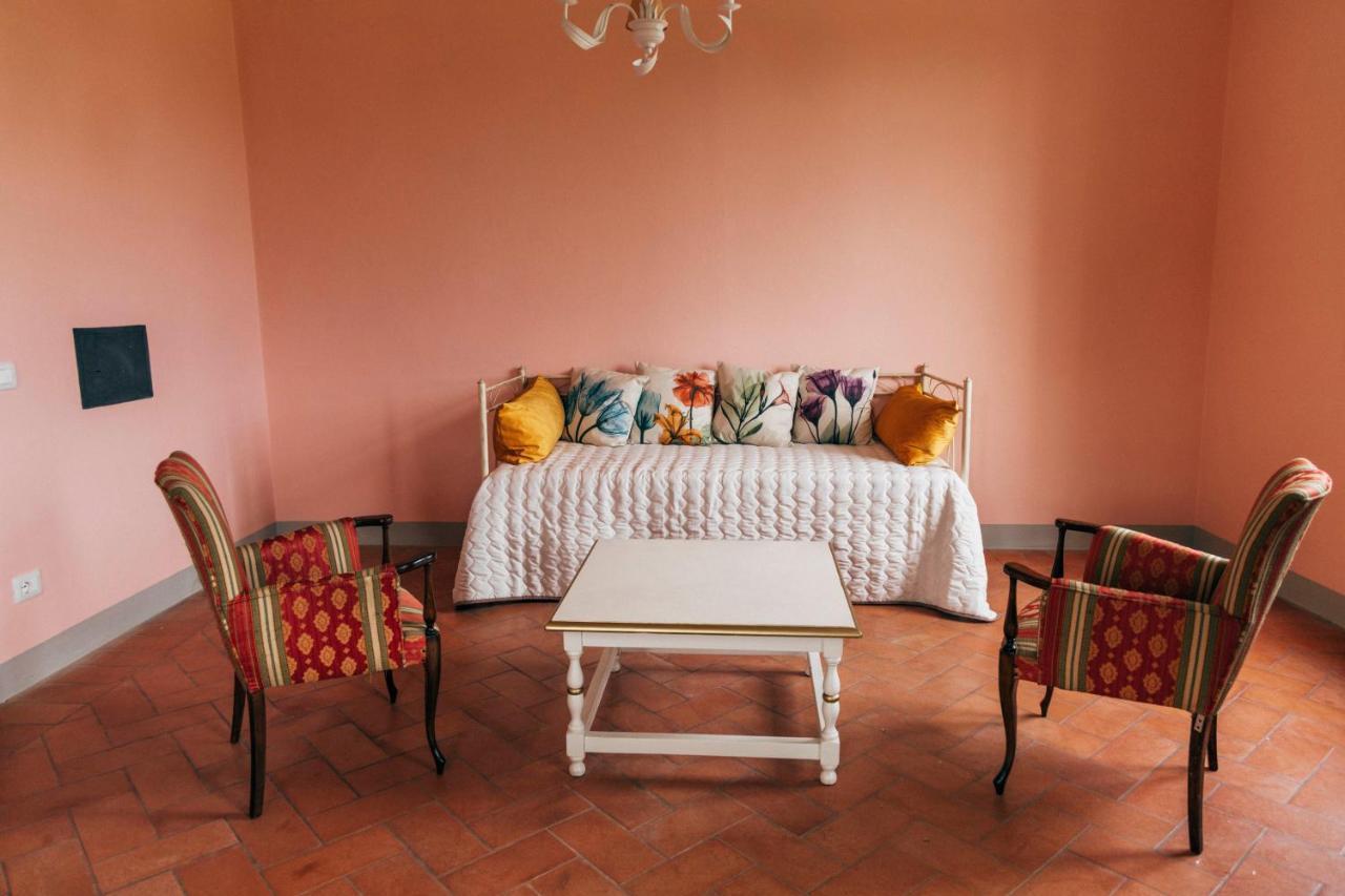 Tenuta San Giovanni Lucca - Borgo Del Locumone エクステリア 写真