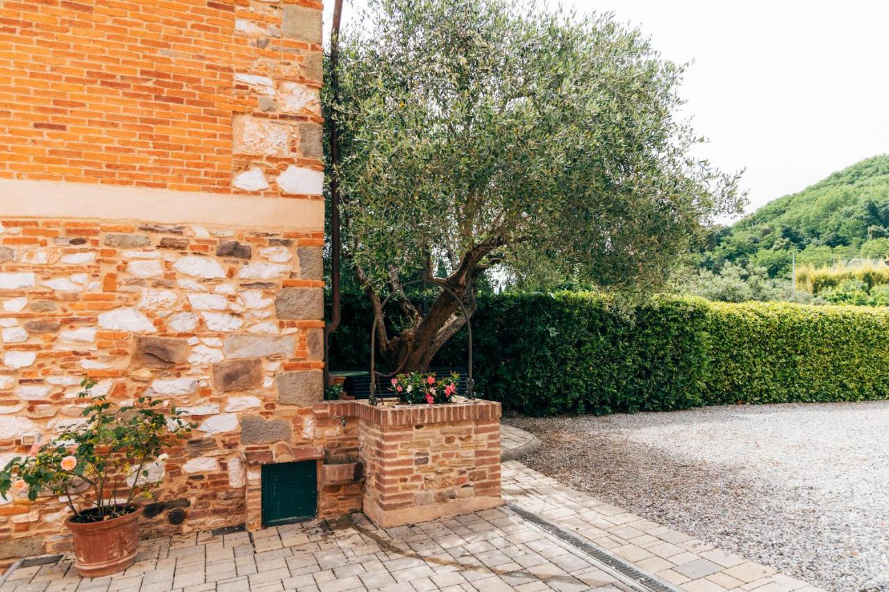 Tenuta San Giovanni Lucca - Borgo Del Locumone エクステリア 写真